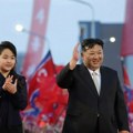 Misteriozna ćerka lidera Severne Koreje prvi put van zemlje: Ko je ona i zašto ju je Kim Džong Una poveo u Peking?