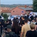 Dva skupa u Kragujevcu – jedan organizovala SNS, drugi Zborovi