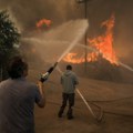 Veliki požar u Grčkoj uznemirio stanovnike Atike: Na terenu 78 vatrogasaca sa 30 vozila
