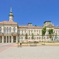 FOTO Za obnovu fasade Gradske kuće u Bečeju planirano 35 miliona dinara: Dokumentacija otkriva ranije propuste