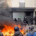 Nije donbas - gori Pariz: Oklopna vozila kreću na narod