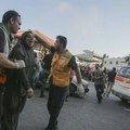 Stotine ljudi poginulo u bombardovanju bolnice u Gazi, pojačani raketni napadi na jug pojasa Gaze