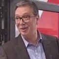 Vučić uz osmeh "ohladio" šolakove novinare: Ne brinite, pobedićemo, a to je dobro za vas... (video)