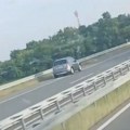 Panika na autoputu Miloš Veliki Vozio u suprotnom smeru, vozači se sklanjali u drugu traku: "Mislio sam da mi se priviđa"