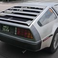 Nije video DeLorean ispred nosa: Pogledajte kako je biciklista završio vožnju (VIDEO)