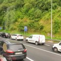 Srbi, oprezno! Gužve su gore od pakla: Vozila satima zarobljena na putu ka Jadranu