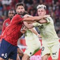 Dobri stari Olivije Žiru pokazao "kneževima" ko je "kralj" i doneo trijumf Lilu u nadoknadi vremena!