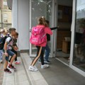 Gradski zavod za javno zdravlje upozorava: Đačka torba ne bi smela da bude teža od ovoga