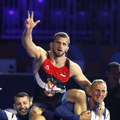 Rus koji je zbog ljubavi i supruge postao Srbin: Ko je Aleksandar Komarov, novi prvak sveta u rvanju?