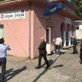 Upad u objekte "Železnice Srbije" u Leposaviću i Zvečanu: Skidaju ćirilične table, specijalne jedinice kosovske policije…