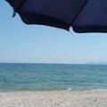Pakleni dani u Grčkoj - turisti došli zbog mora, sad beže sa plaža