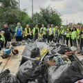 Ekološka akcija „Čisto iz ljubavi“ održana juče uprkos kiši Zrenjanin - Ekološka akcija
