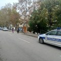 Prve slike sa mesta nesreće u Novom Sadu: Devojka pala u holu fakulteta između stepeništa! (foto)