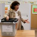 Kandidatkinja opozicije vodi na predsedničkim izborima u Severnoj Makedoniji