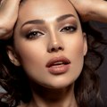 Demure šminka: Makeup trend savršen za svakodnevno nošenje