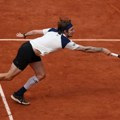 RG uživo: Novak namešta ruku, Viško i Govedarica mikforone