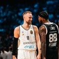 Partizan razbijen u Dubaiju - navijači su rekli svoje