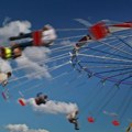 Pokušali bez dozvole da postave zabavni park u Kragujevcu: Komunalna policija odmah reagovala i sve uklonila i pozatvarala