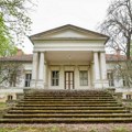 Продат дворац породице Дунђерски у Новом Бечеју