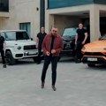 Pokazao vozni park od 1.200.000 evra" Emir Brunčević napravio haos na mrežama, svi gledaju besne mašine (video)