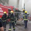 Oglasio se MUP o požaru na Novom Beogradu: Povređena tri vatrogasca