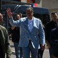 Vučić obećao izgradnju vodovoda u Novoj Varoši, a iznenadili ga zahtevi za gradnju puteva
