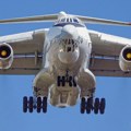 Deset naleta, 420 tona vode: Ruski Il-76TD drugi dan iz vazduha gasio požar u Deliblatskoj peščari