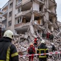 Drama u Istanbulu: Urušila se sedmospratna zgrada, sedmoro ljudi ostalo pod ruševinama