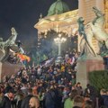 Vatromet, pesme i kolo: Građani širom Srbije na ulicama slave pobedu Studentske liste