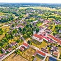 Opština u Hrvatskoj nudi kuće mladima za 13 centi, a istovremeno planira gradnju naselja za starije
