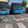 „Petkom se ne pegla“: Snimak blokade ulice u Novom Sadu najbolje pokazuje da su Srbi „nebeski narod“