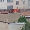 Kamin izazvao požar u Pančevu! Krov kuće u plamenu! (video)