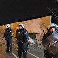 Protesti širom Srbije zbog nasilja u Novom Sadu i napada SNS aktivista na studente: Policija u BGD presretala i hapsila kažu…