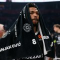 Sterling Braun bio uhapšen, a sada dobio 750.000 dolara