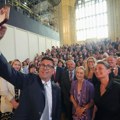 "Nestašan dečko" Endi Bernam položio zakletvu kao poslanik u britanskom parlamentu
