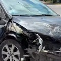Tri osobe prevezene u bolnicu! Teška nesreća u Nišu, sudarila se dva automobila (video)