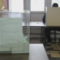 Koliko smo preplatili nove paravane za glasanje? Propalo objašnjenje RIK-a o nabavci 30.000 komada za 700 miliona