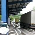 Mediji: Vlada Kosova zabranila uvoz robe iz Srbije, počelo vraćanje kamiona