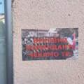 Na severu Kosova osvanuli plakati sa likom Vučića (foto/video)