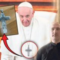 Exclusive! This is what the Pope Francis said: A Kurir journalist’s recollection of meeting him and receiving a special gift…