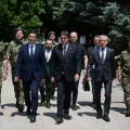 Ministar Gašić obišao kasarne i Centar Ministarstva odbrane u Nišu