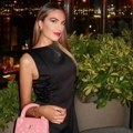Lepoticu na terasi izbo 23 godine stariji partner, komšije u šoku gledale horor: "Ubiće je, ubiće je!"