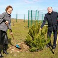 Novi zeleni štit oko Regionalne deponije – posađeno više od 2.000 sadnica