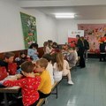 Uskršnja radionica u OŠ Stanoje Miljković u Brestovcu. Srbija Ziđin Majning učenicima poklonila uskršnje paketiće
