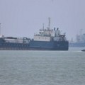Британска војска: Погођен танкер док је пролазио УН одобреном рутом кроз Ормуз