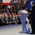Putin: Rusija će odgovoriti na sve izazove i sačuvati suverenitet