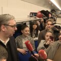 Sremska Mitrovica pred miting naprednjaka: Skandiranje Vučiću počelo već u vozu