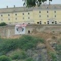 Lažni EXIT baner postavljen, pa skinut sa tvrđave