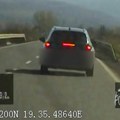 Uhvaćen vozač "BMW" koji je vozio 232 km/h tamo gde je ograničenje 80 (VIDEO)