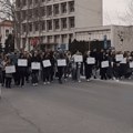 Protest u Nišu: Ukoliko zaboravimo 16 žrtava u Novom Sadu, brojaćemo nove